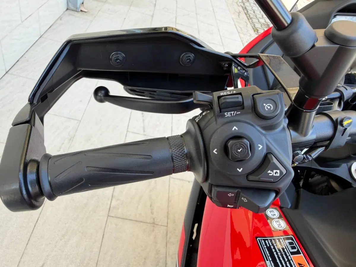 Yamaha Tracer 7 (2025 - 26) (6)