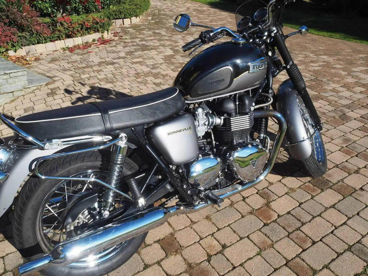 Triumph Bonneville T100 (2008 - 16) (4)