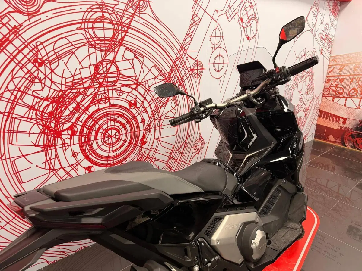 Honda X-ADV 750 (2025 - 27) (4)