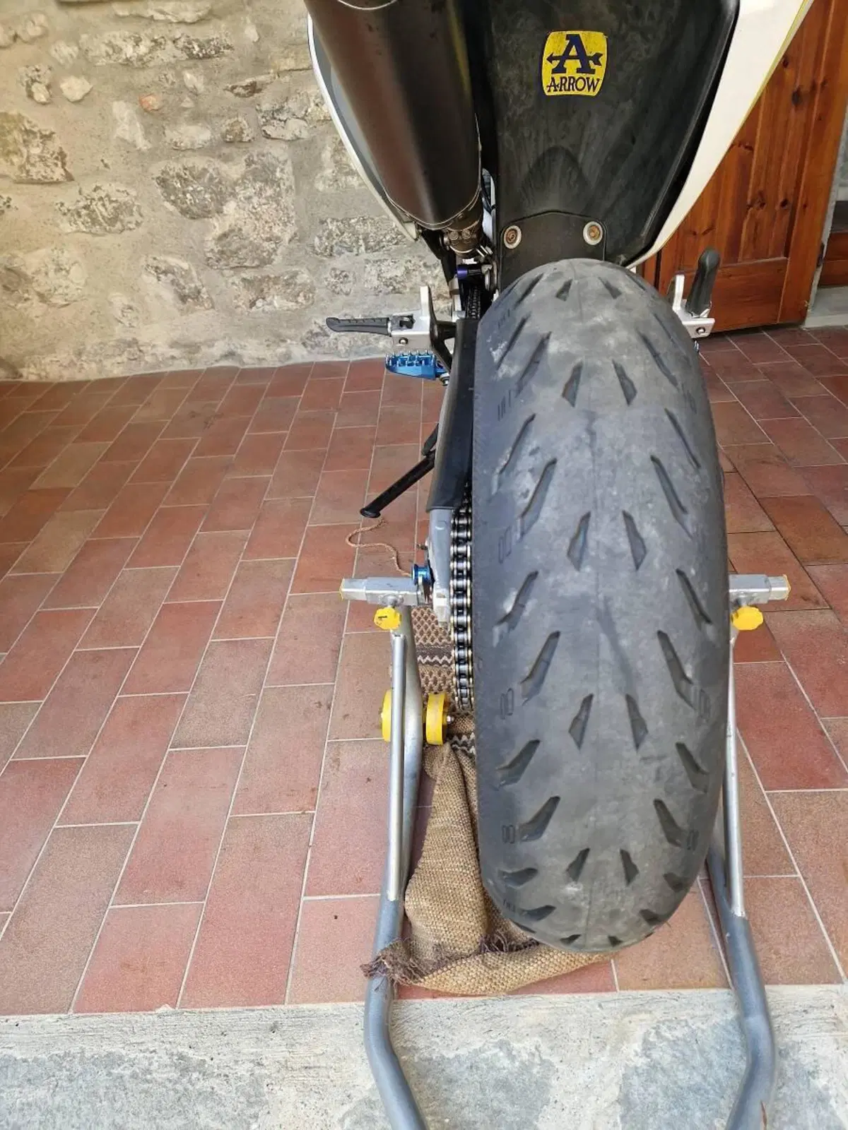 Husqvarna 701 Supermoto (2017 - 19) (4)