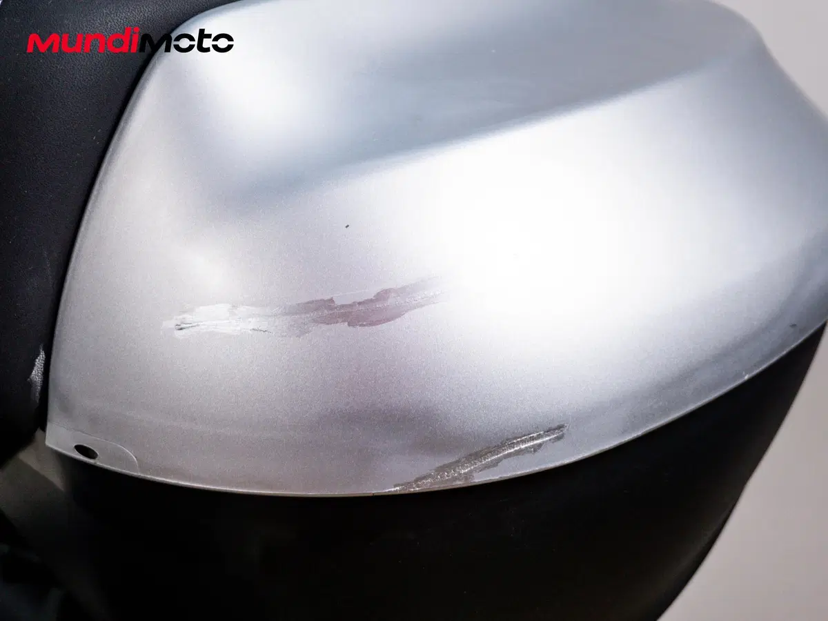 Piaggio Beverly 300 Hpe (2021) (13)