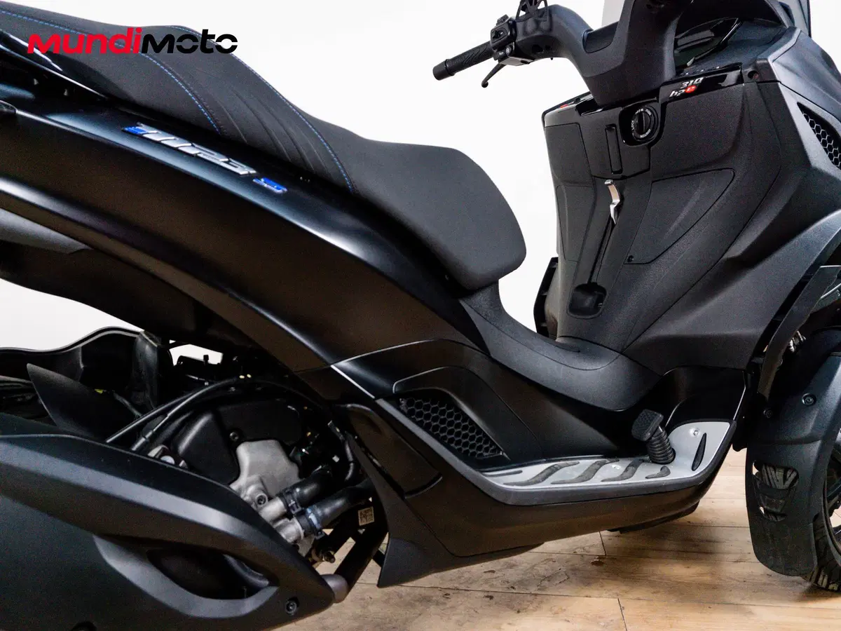 Piaggio Mp3 300 Hpe (2019 - 20) (4)