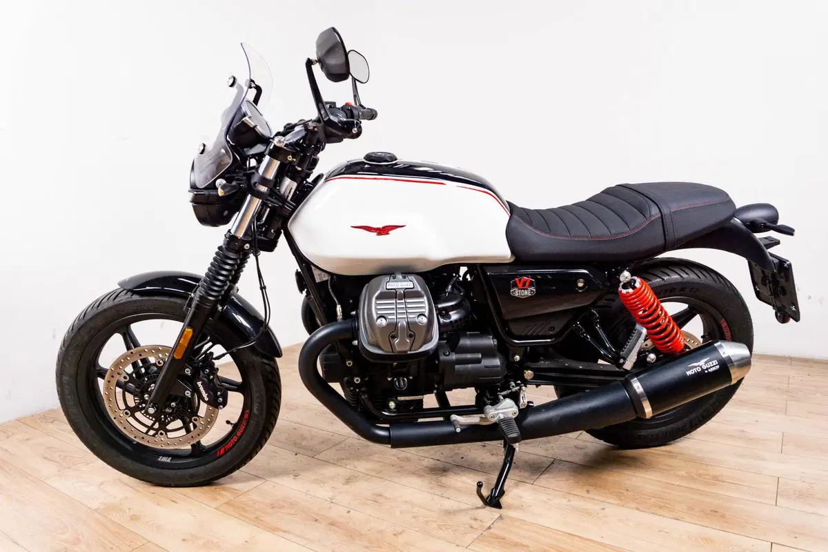 Moto Guzzi V7 850 Stone Special Abs (2021) (8)