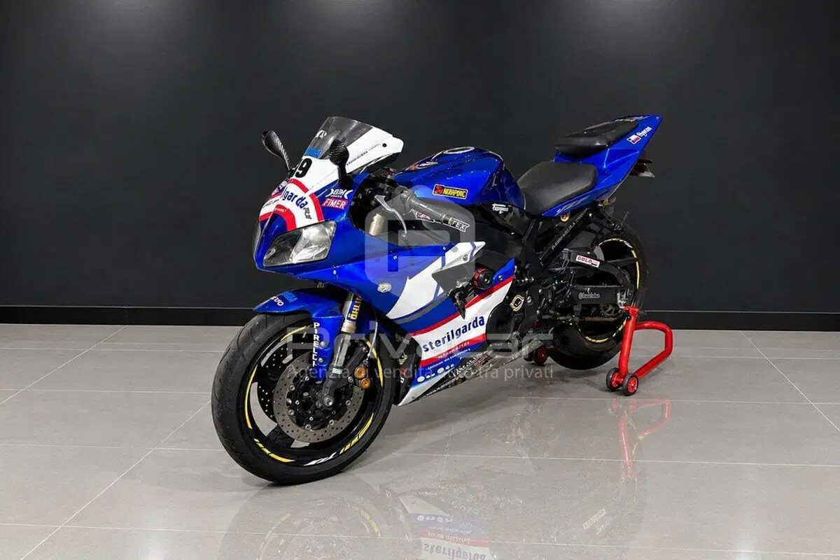 Yamaha YZF R1 (2002 - 03)