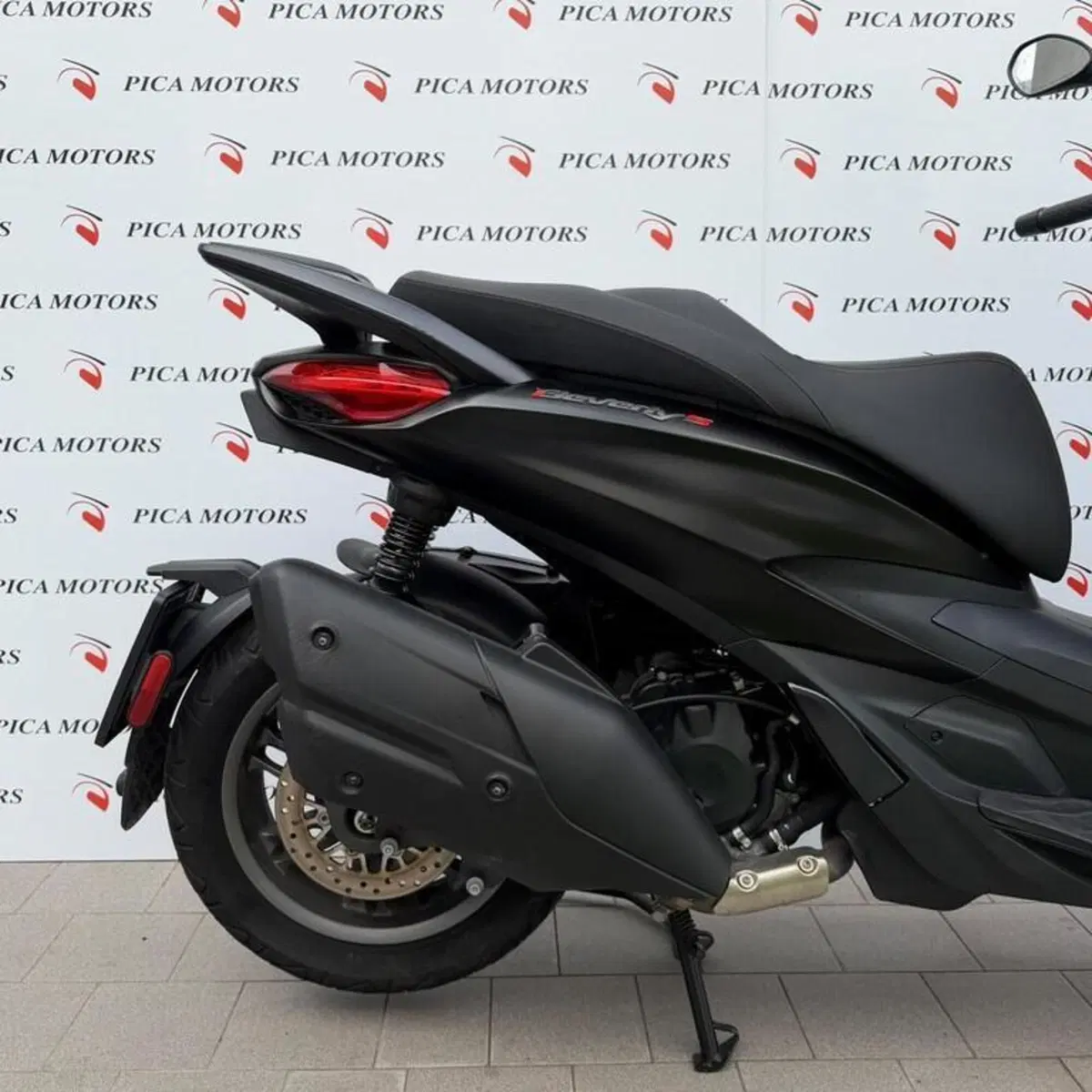 Piaggio Beverly 400 S ABS-ASR (2021 - 24) (2)
