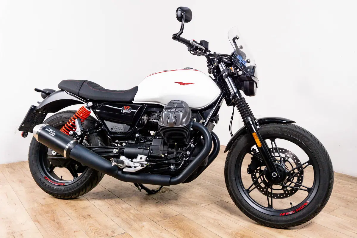 Moto Guzzi V7 850 Stone Special Abs (2021) (2)