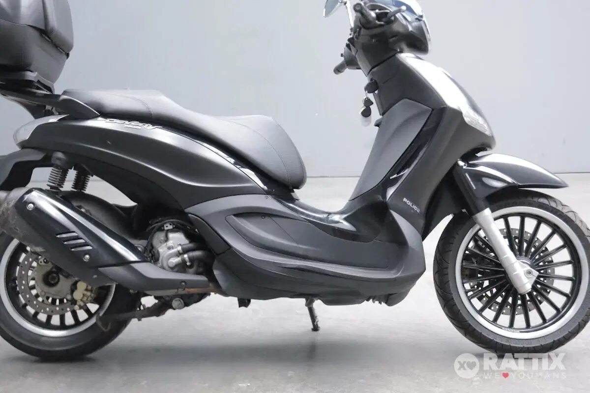 Piaggio Beverly 300 i.e. ABS-ASR (2016 - 20) (7)