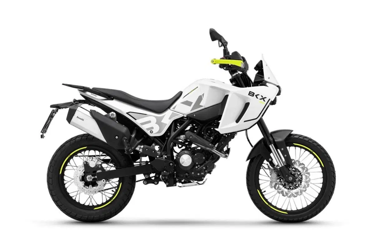 Benelli BKX 300 (2026) (2)