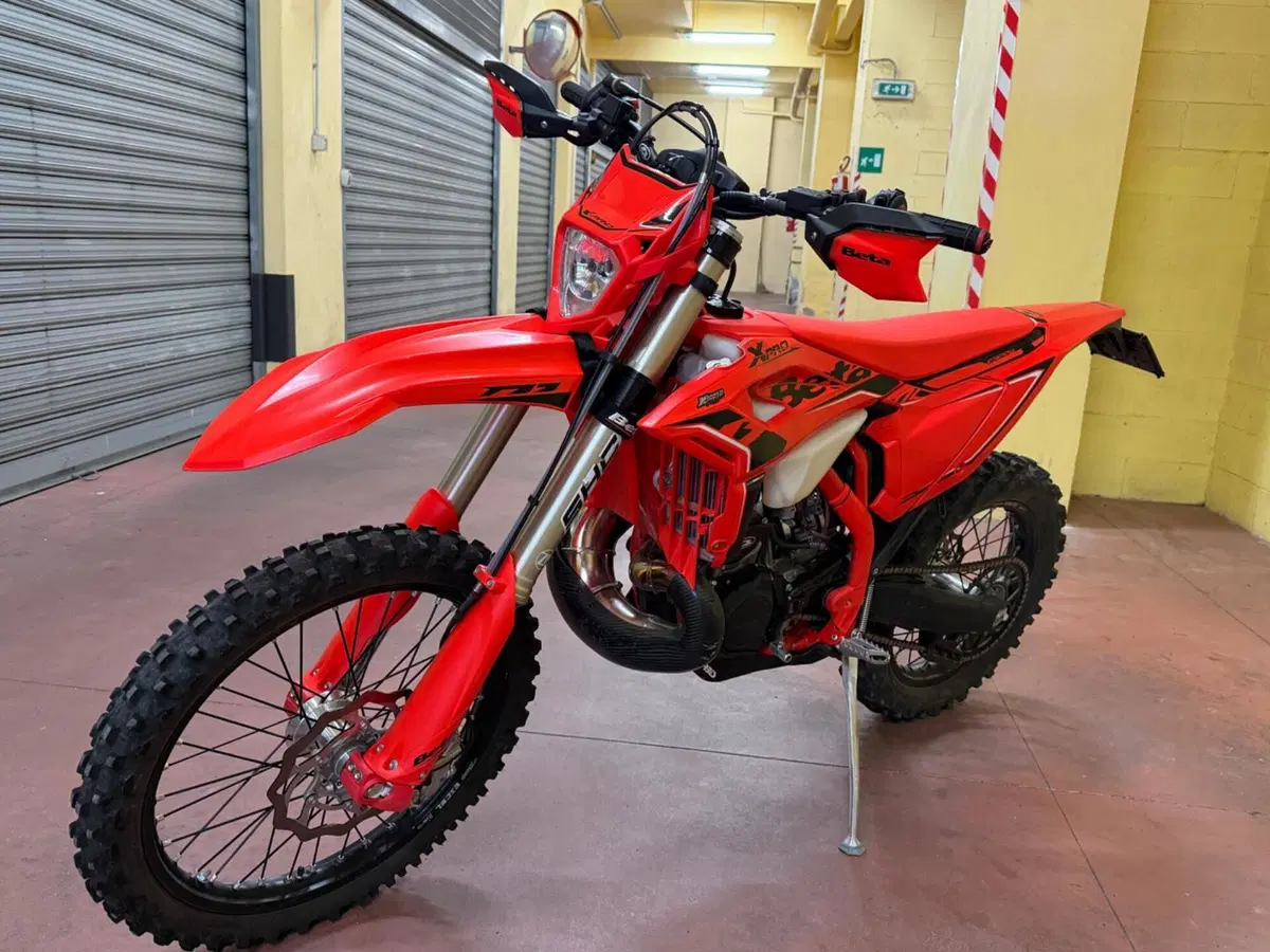 Betamotor RR 300 2T Enduro Race (2026) (2)