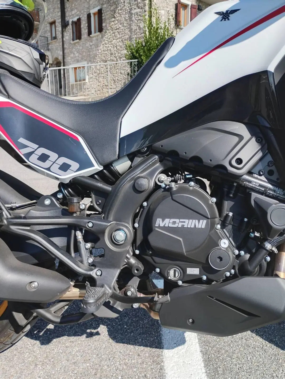 Moto Morini X-Cape 700 Gold Edition (2025 - 26) (4)