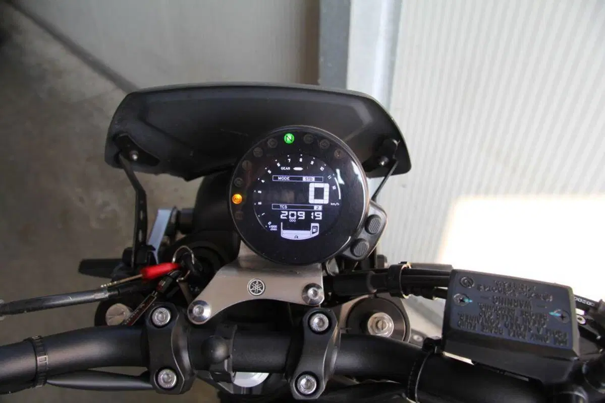 Yamaha XSR 900 ABS (2016 - 20) (5)