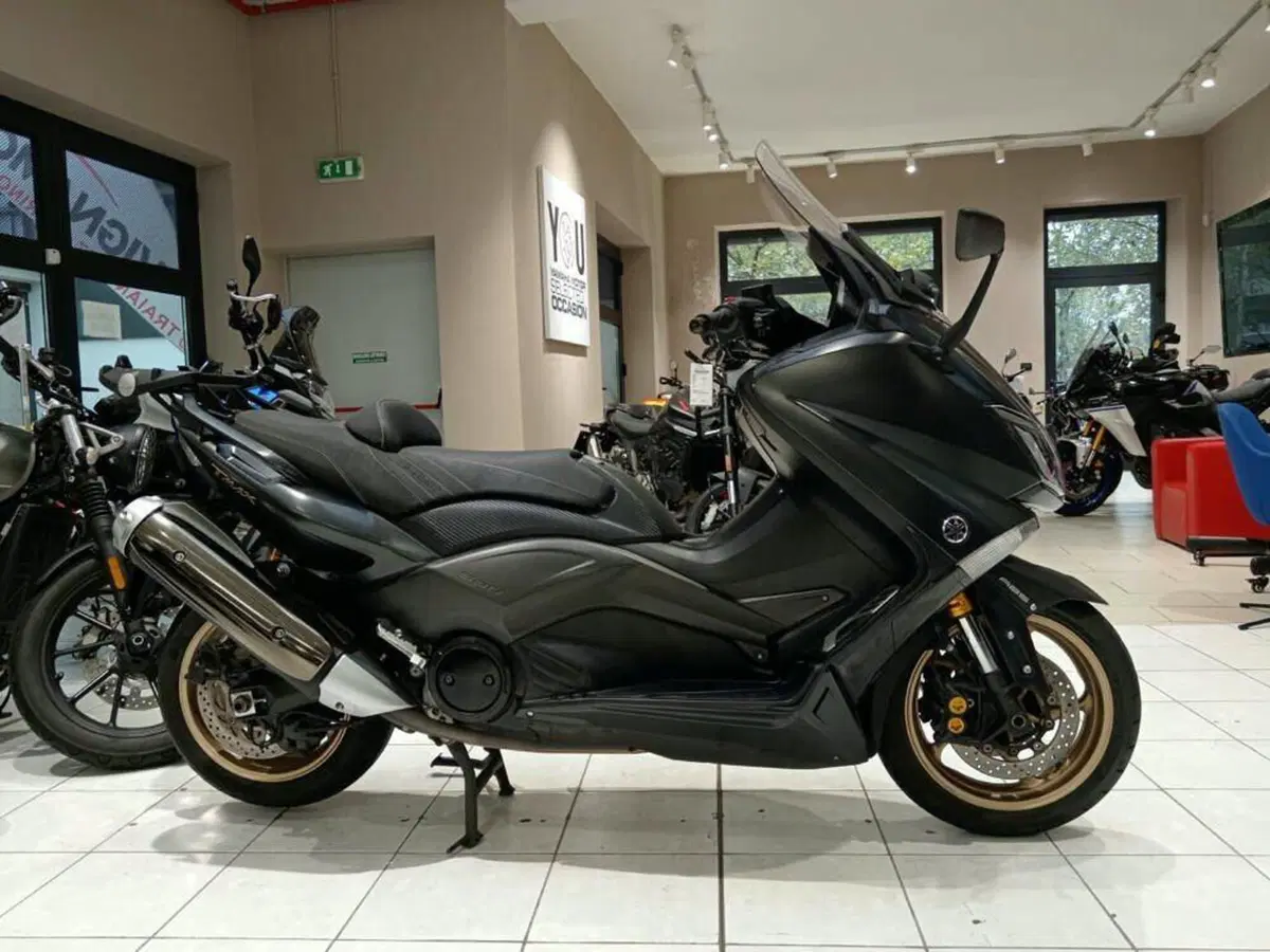 Yamaha T-Max 530 Iron Max ABS (2014 - 17)