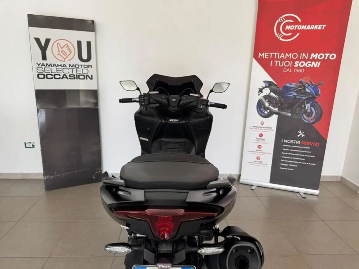 Yamaha T-Max 560 (2020 - 21) (4)