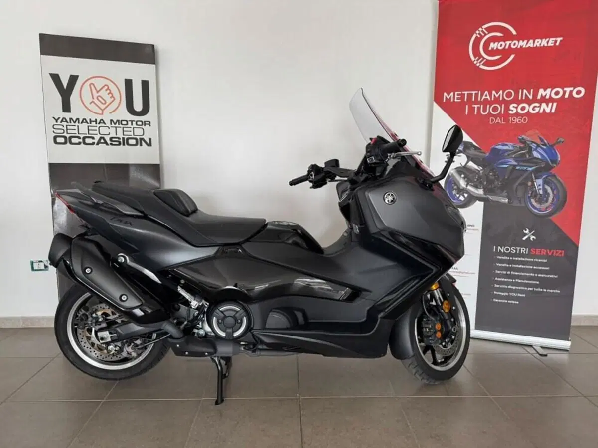 Yamaha T-Max 560 Tech Max (2025 - 26)