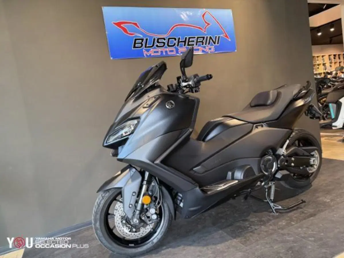 Yamaha T-Max 560 (2022 - 24) (7)