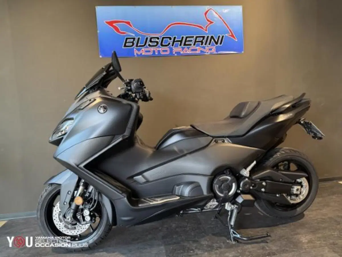 Yamaha T-Max 560 (2022 - 24) (10)