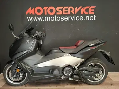 Yamaha T-Max 560 25th Anniversary (2026) usata