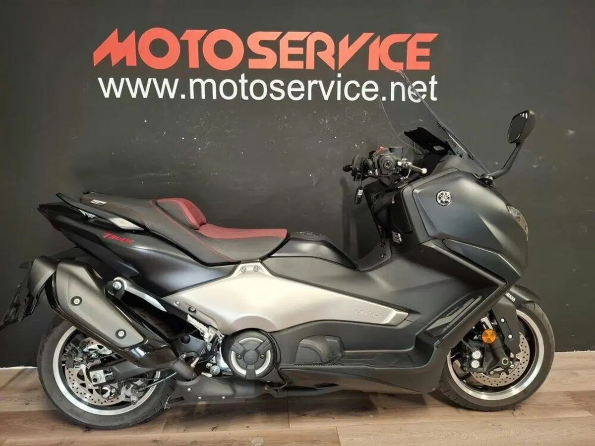 Yamaha T-Max 560 25th Anniversary (2026) (4)