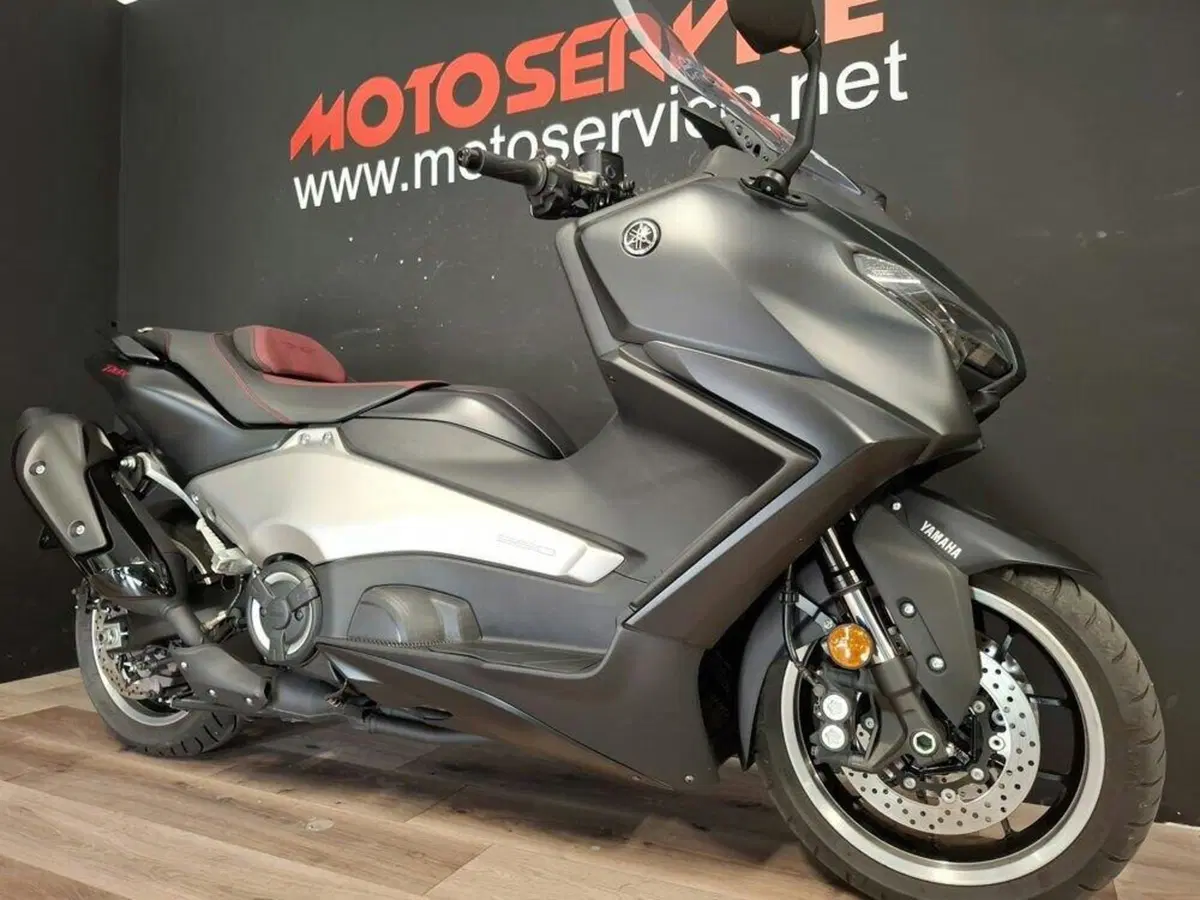 Yamaha T-Max 560 25th Anniversary (2026) (5)