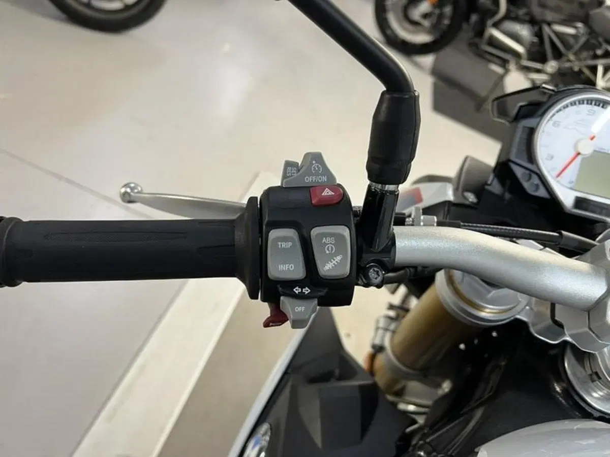 Bmw S 1000 R (2017 - 20) (7)