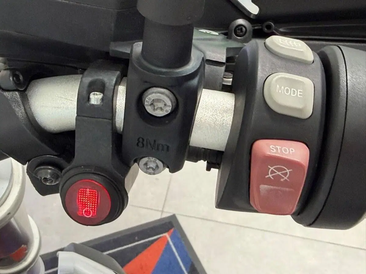 Bmw R 1200 R (2015 - 16) (9)