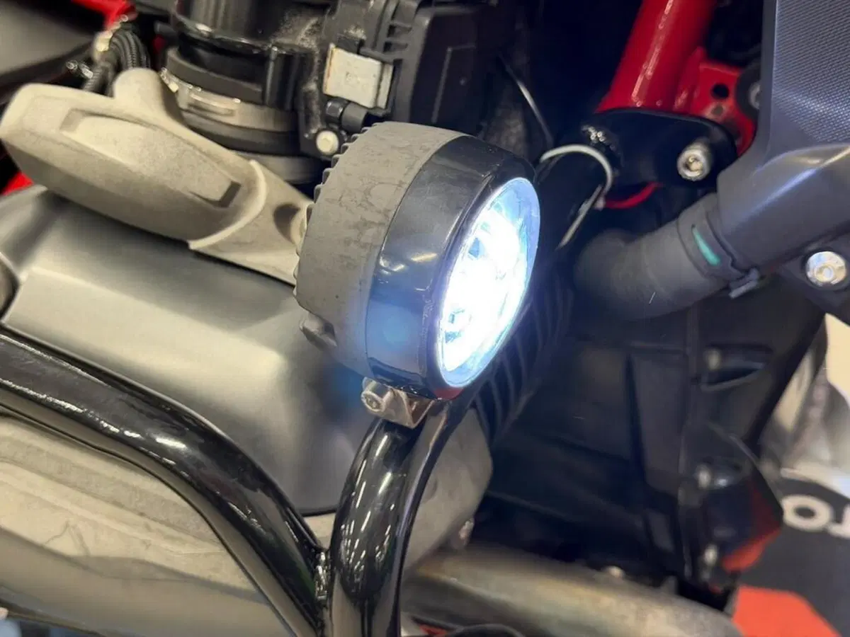Bmw R 1200 R (2015 - 16) (10)