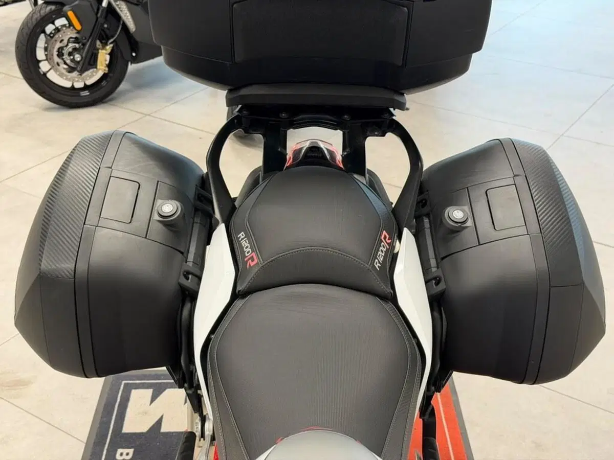 Bmw R 1200 R (2015 - 16) (14)