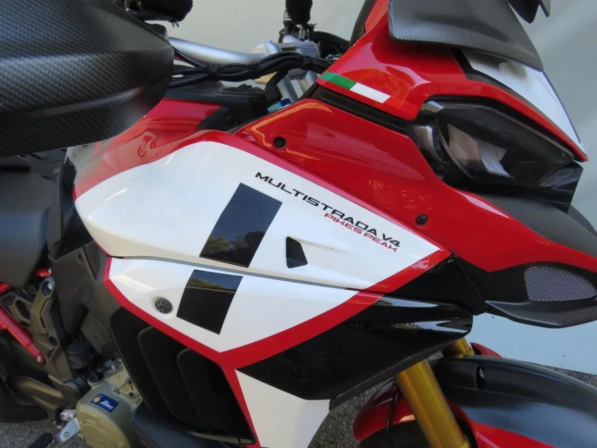 Ducati Multistrada V4 Pikes Peak (2021 - 24) (8)