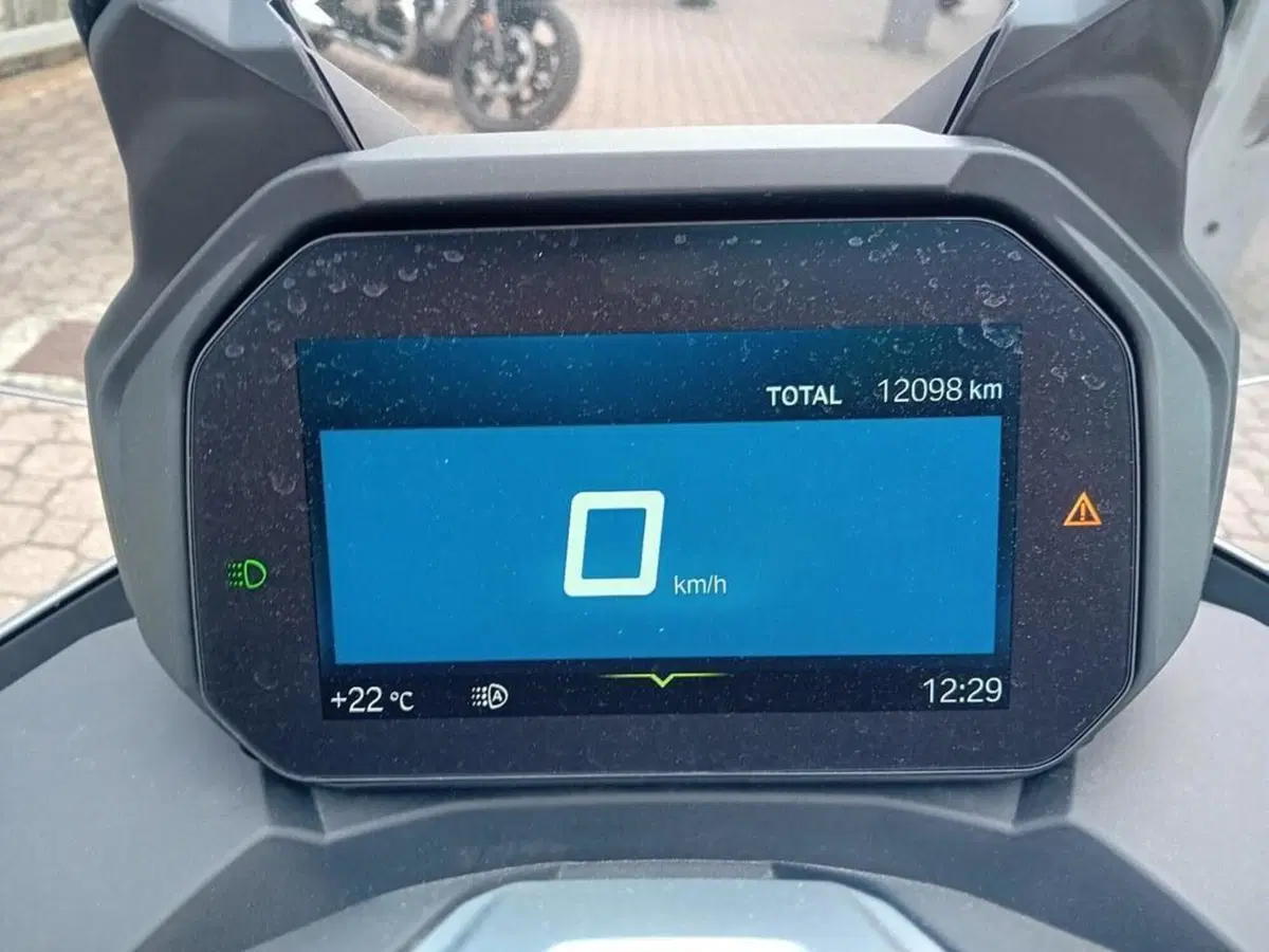 Bmw C 400 GT (2021 - 24) (8)