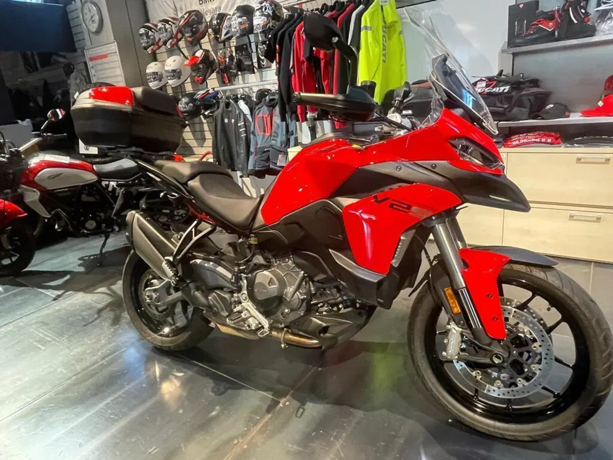 Ducati Multistrada V2 S (2025 - 26) (2)