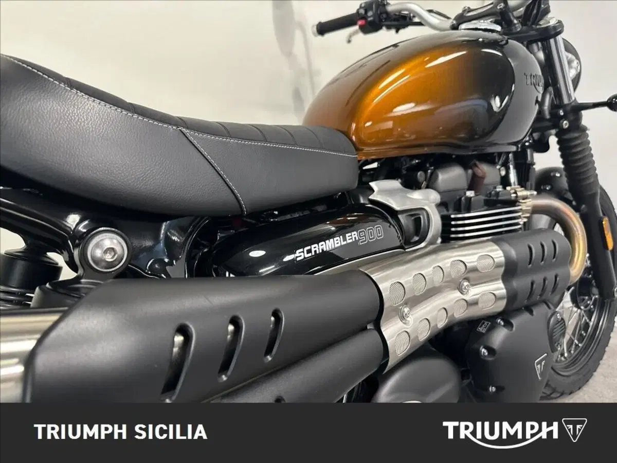 Triumph Scrambler 900 Stealth Edition (2024) (11)