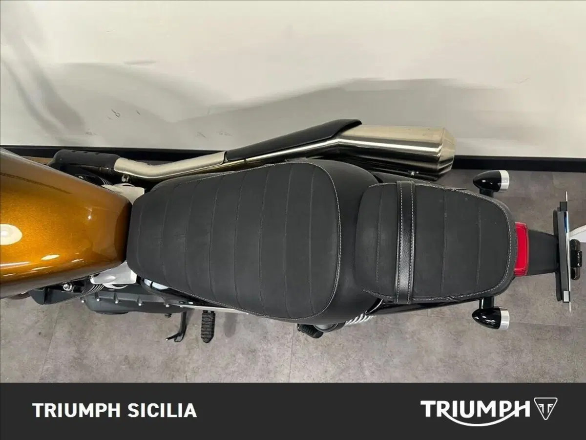 Triumph Scrambler 900 Stealth Edition (2024) (18)