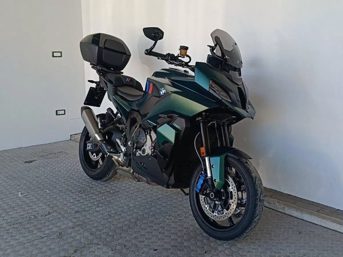 Bmw M 1000 XR 100 Jahre Nürburgring Edition (2026) (3)