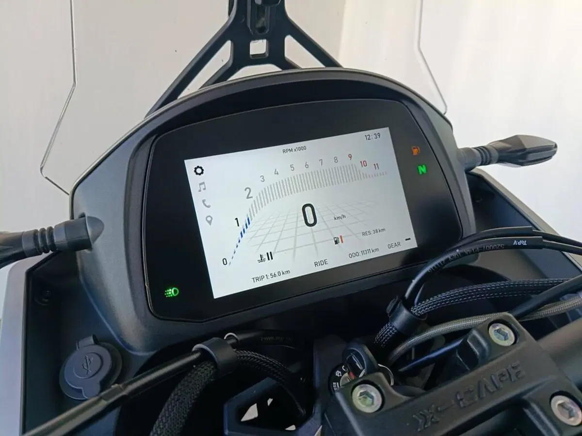 Moto Morini X-Cape 650 (2021 - 26) (8)