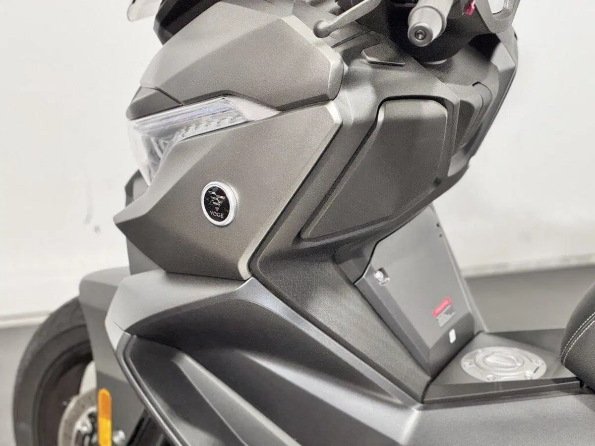 Voge Sfida SR4 MAX (2024 - 26) (4)