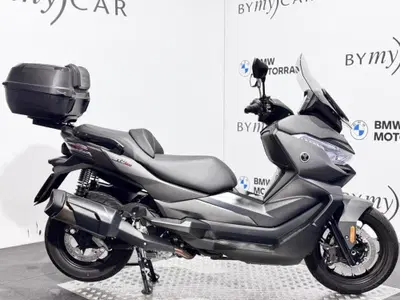 Voge Sfida SR4 MAX (2024 - 26) usata