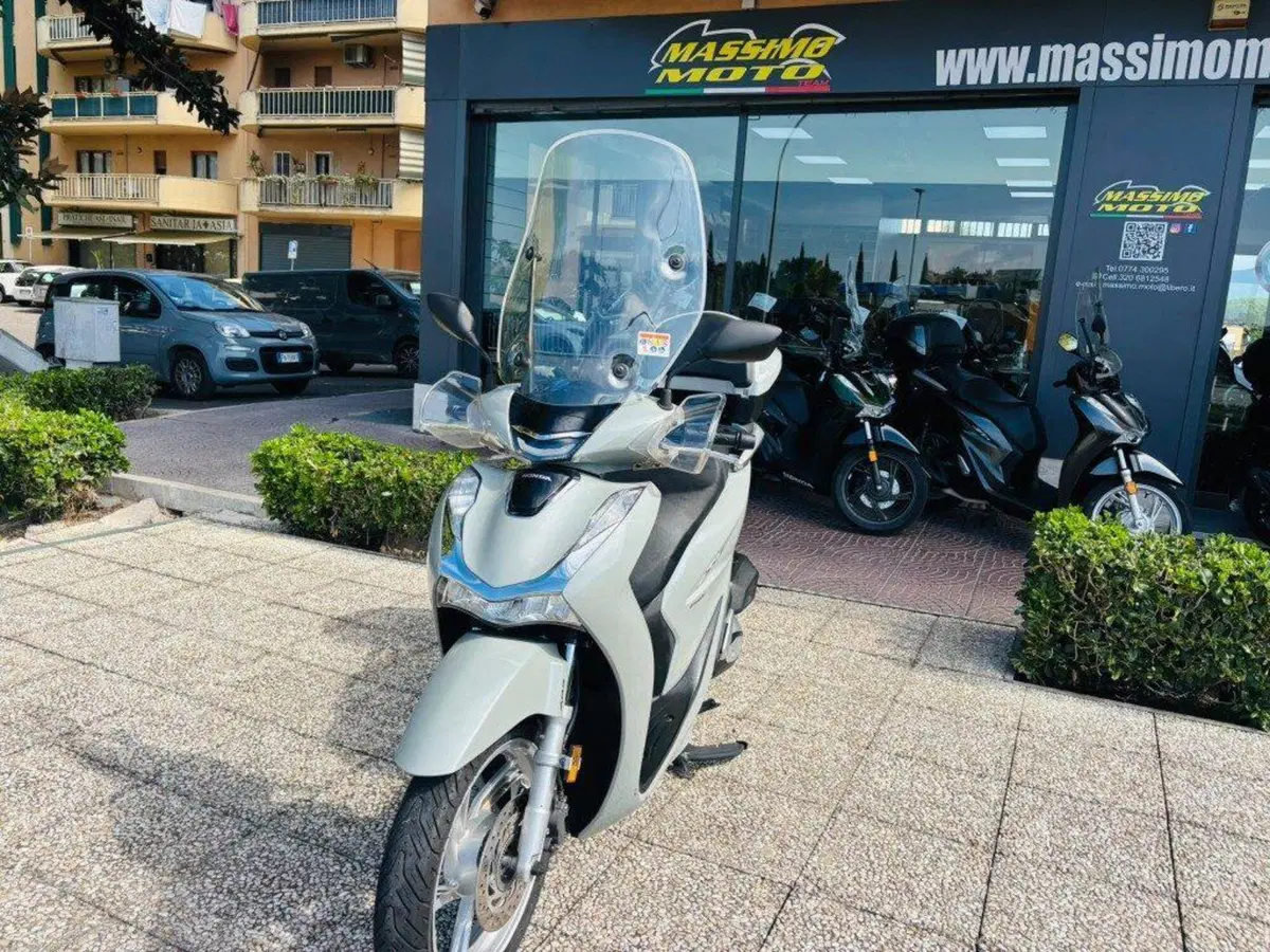 Honda SH 150i (2020 - 23) (8)