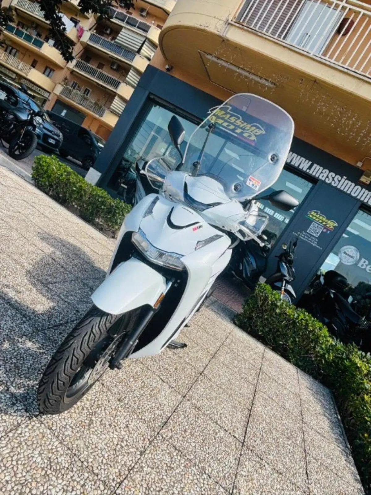 Honda SH 150i (2024 - 25) (5)