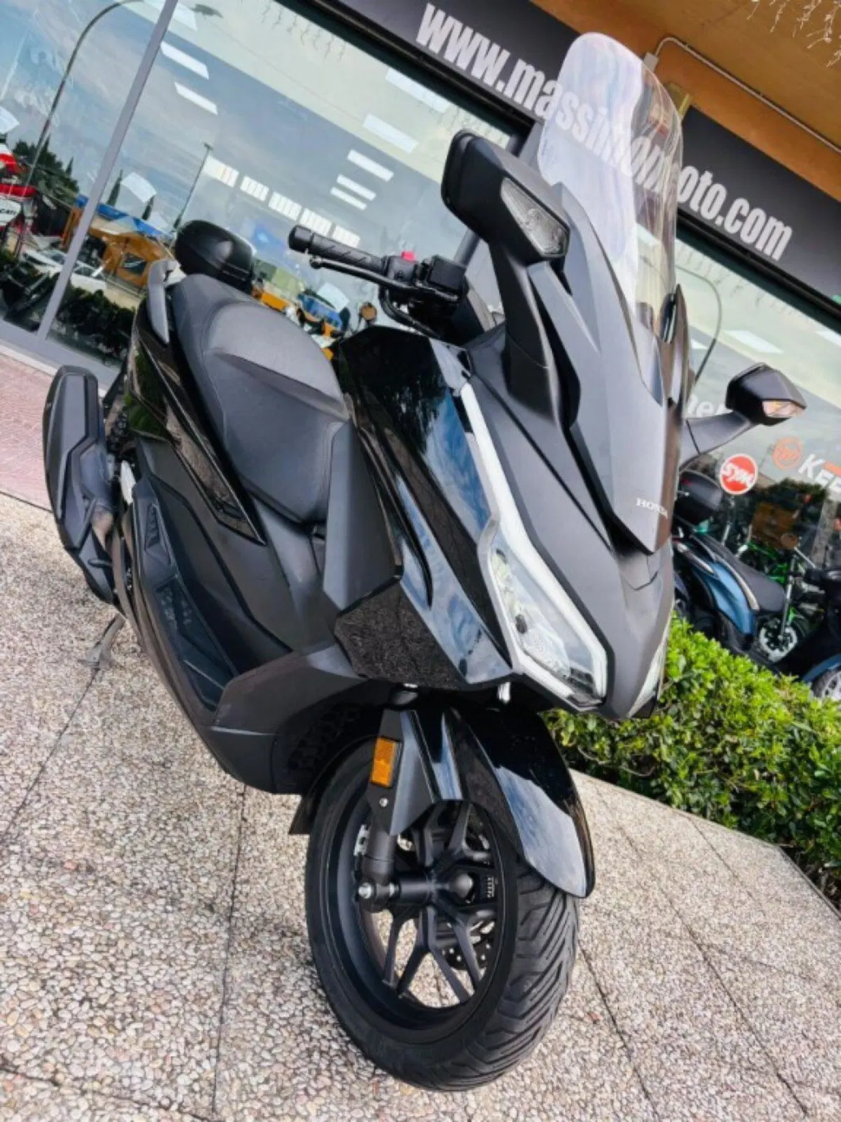 Honda Forza 350 (2025 - 26) (9)