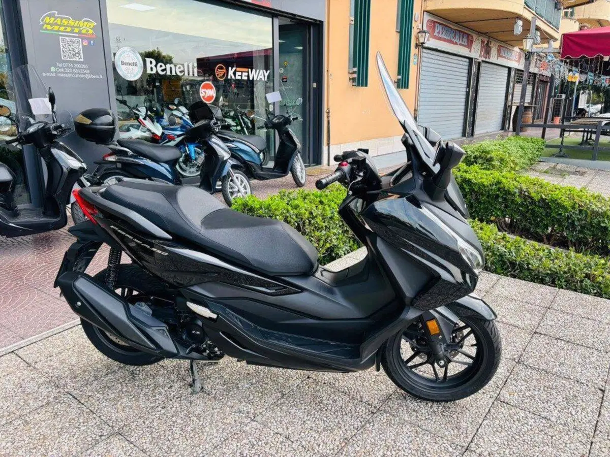 Honda Forza 350 (2025 - 26) (6)