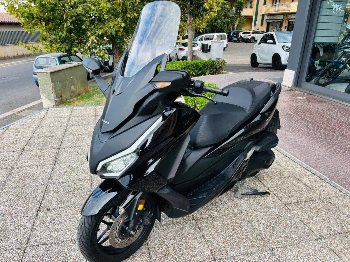 Honda Forza 350 (2025 - 26) (4)