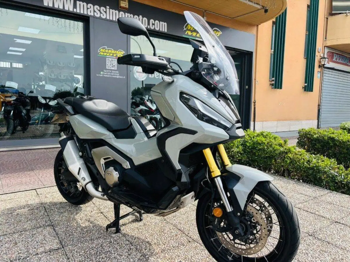 Honda X-ADV 750 DCT (2021 - 24) (6)