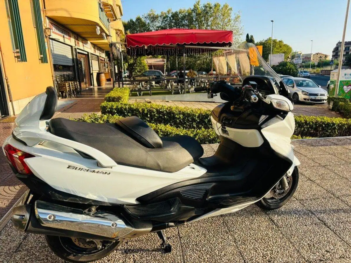 Suzuki Burgman AN 650 (2013 - 15) (2)