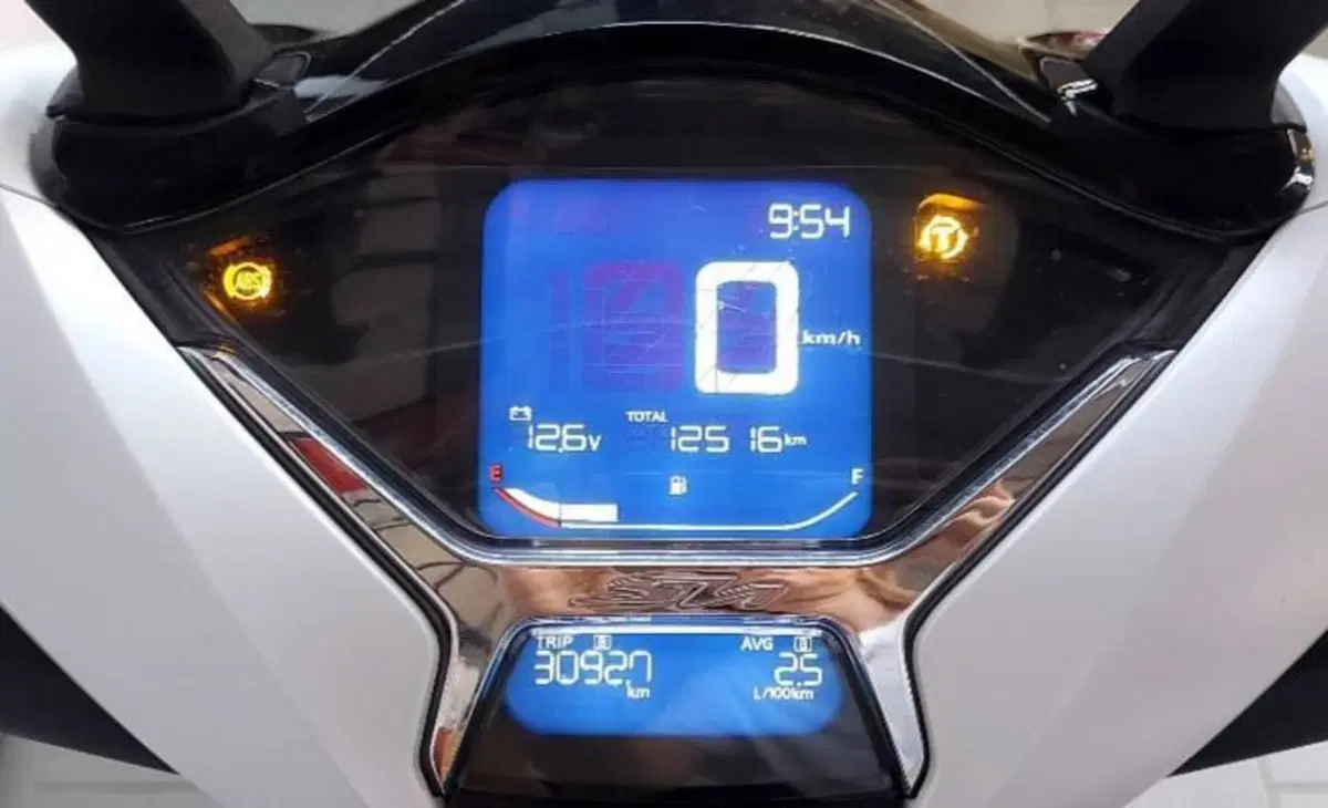 Honda SH 150i (2024 - 25) (3)
