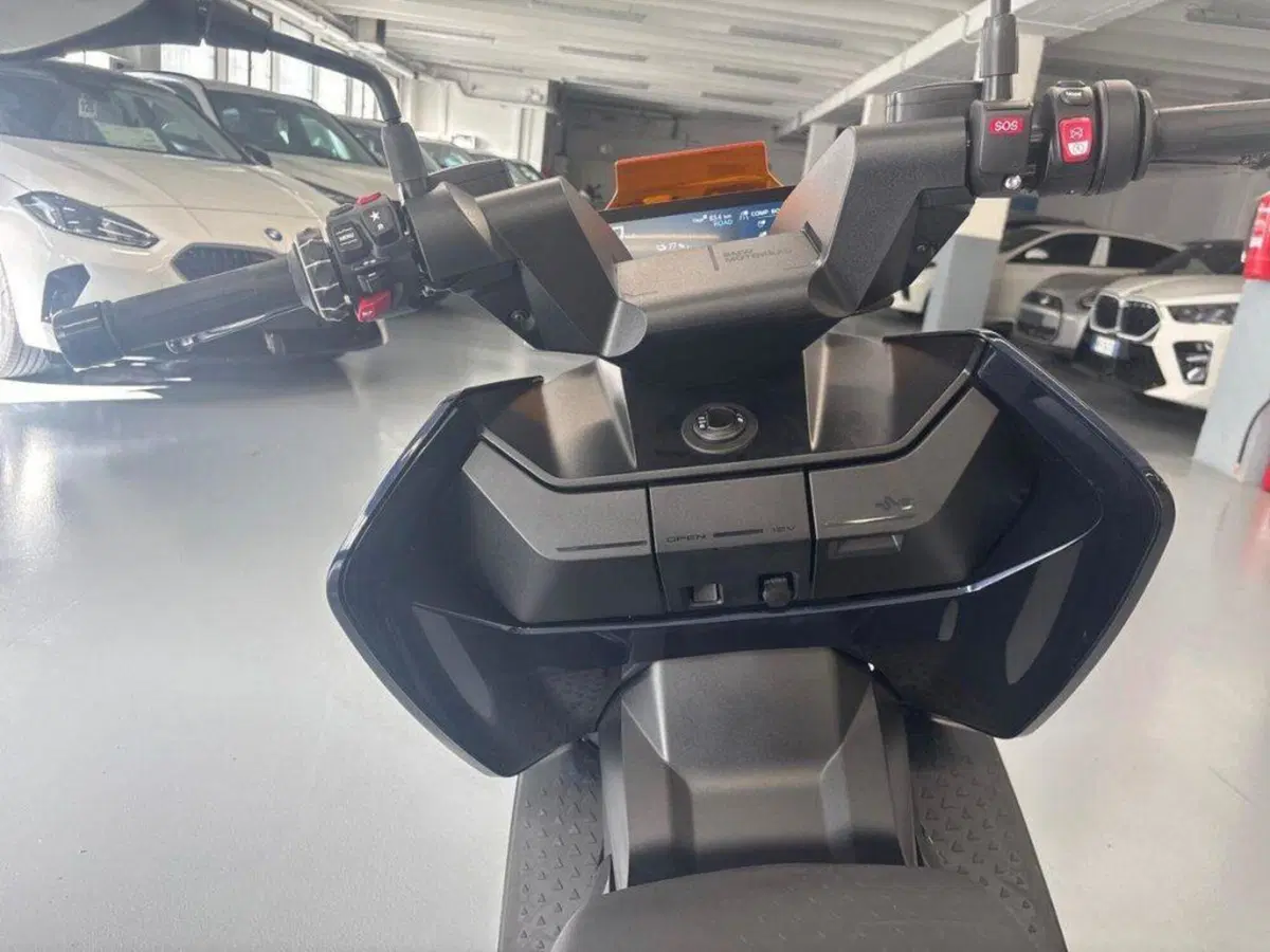Bmw CE 04 (2021 - 25) (7)