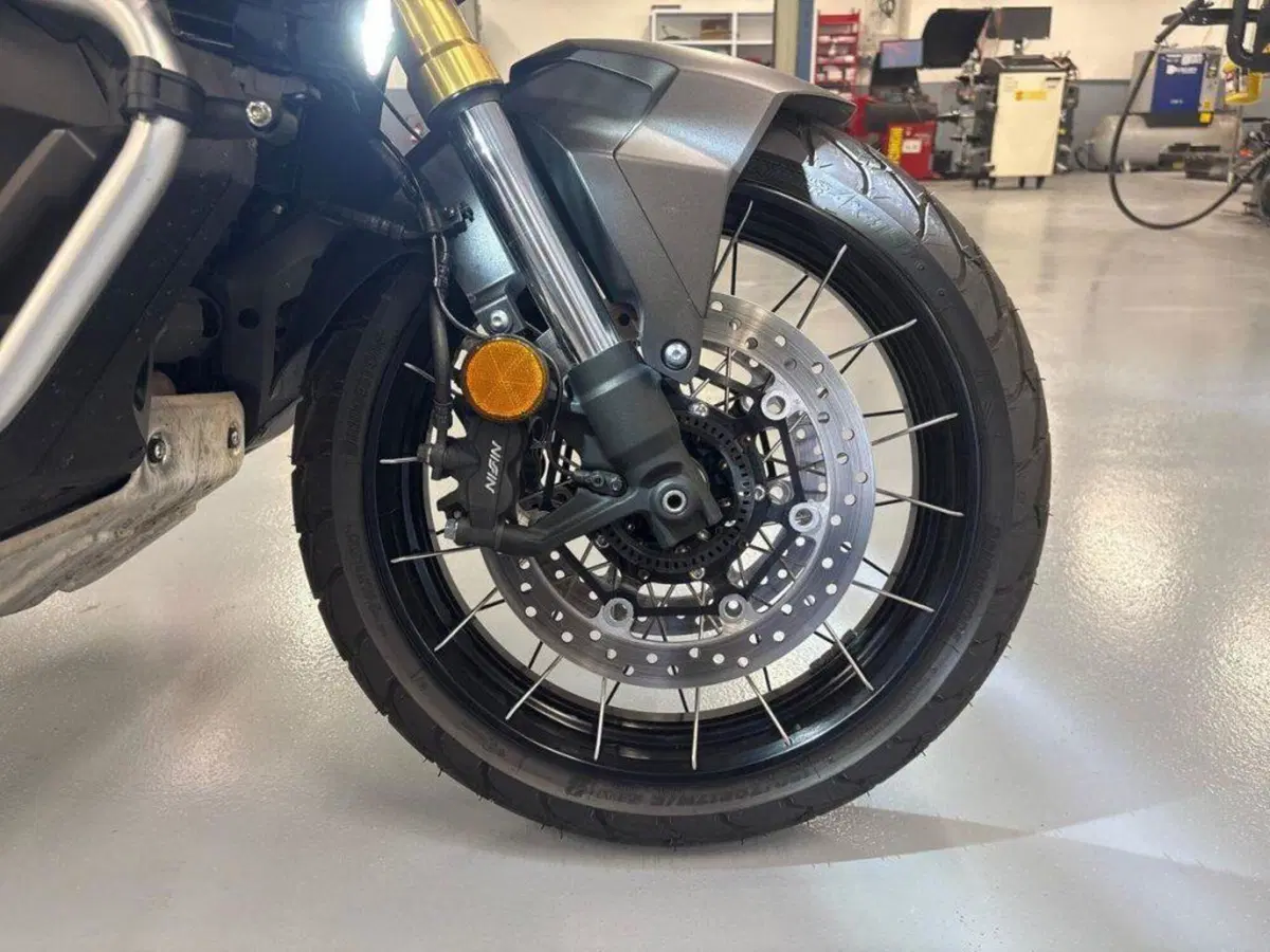 Honda X-ADV 750 DCT Travel (2021 - 24) (8)