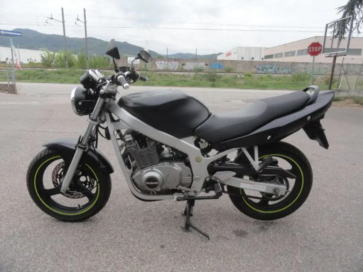 Suzuki GS 500 (2001 - 06) (5)