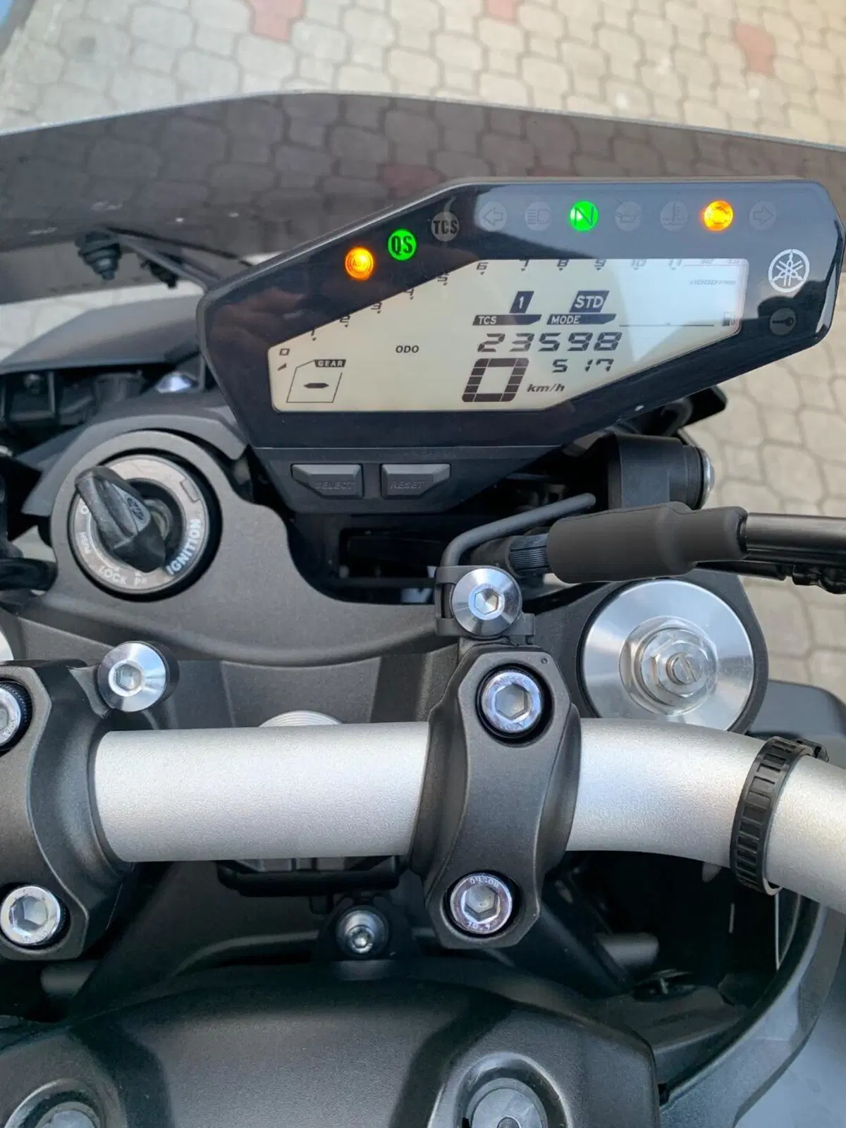 Yamaha MT-09 (2017 - 20) (5)