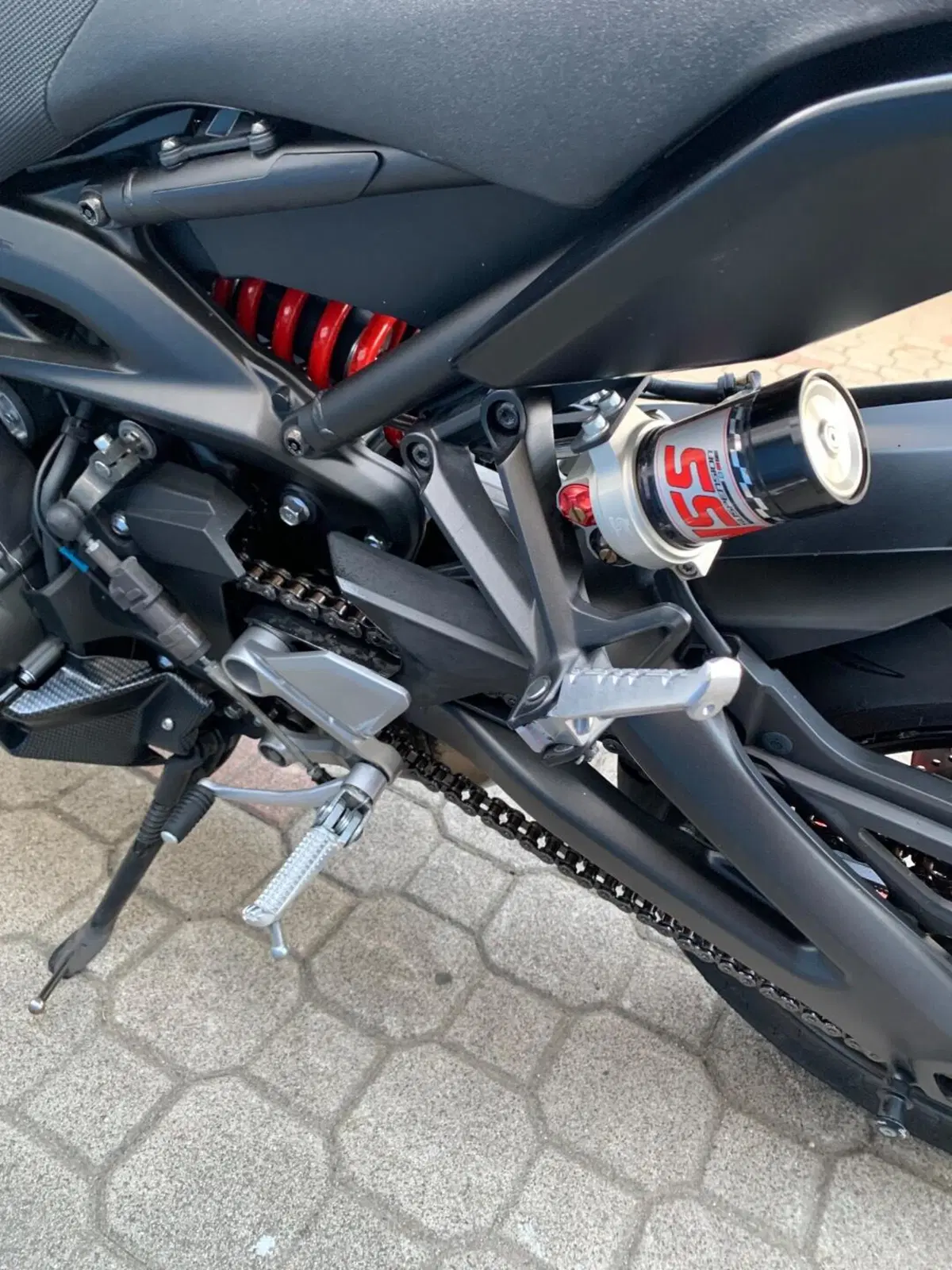 Yamaha MT-09 (2017 - 20) (7)