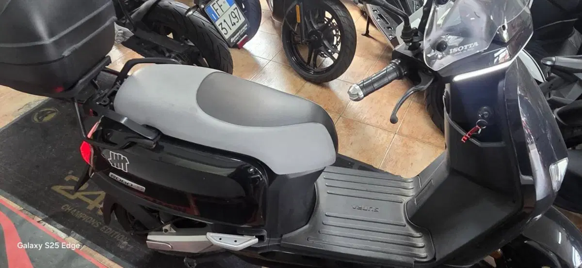 Sunra Italia Robo S L3e (2021 - 26) (6)